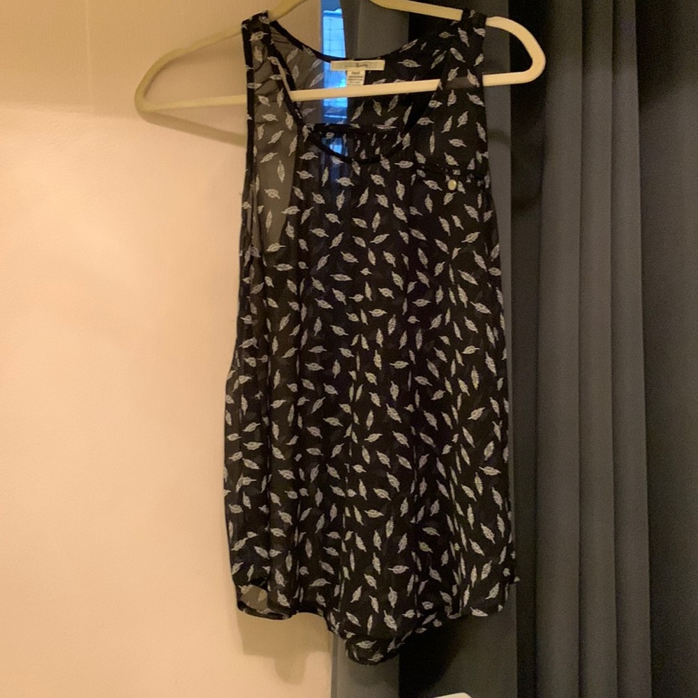 Sheet feather tank top